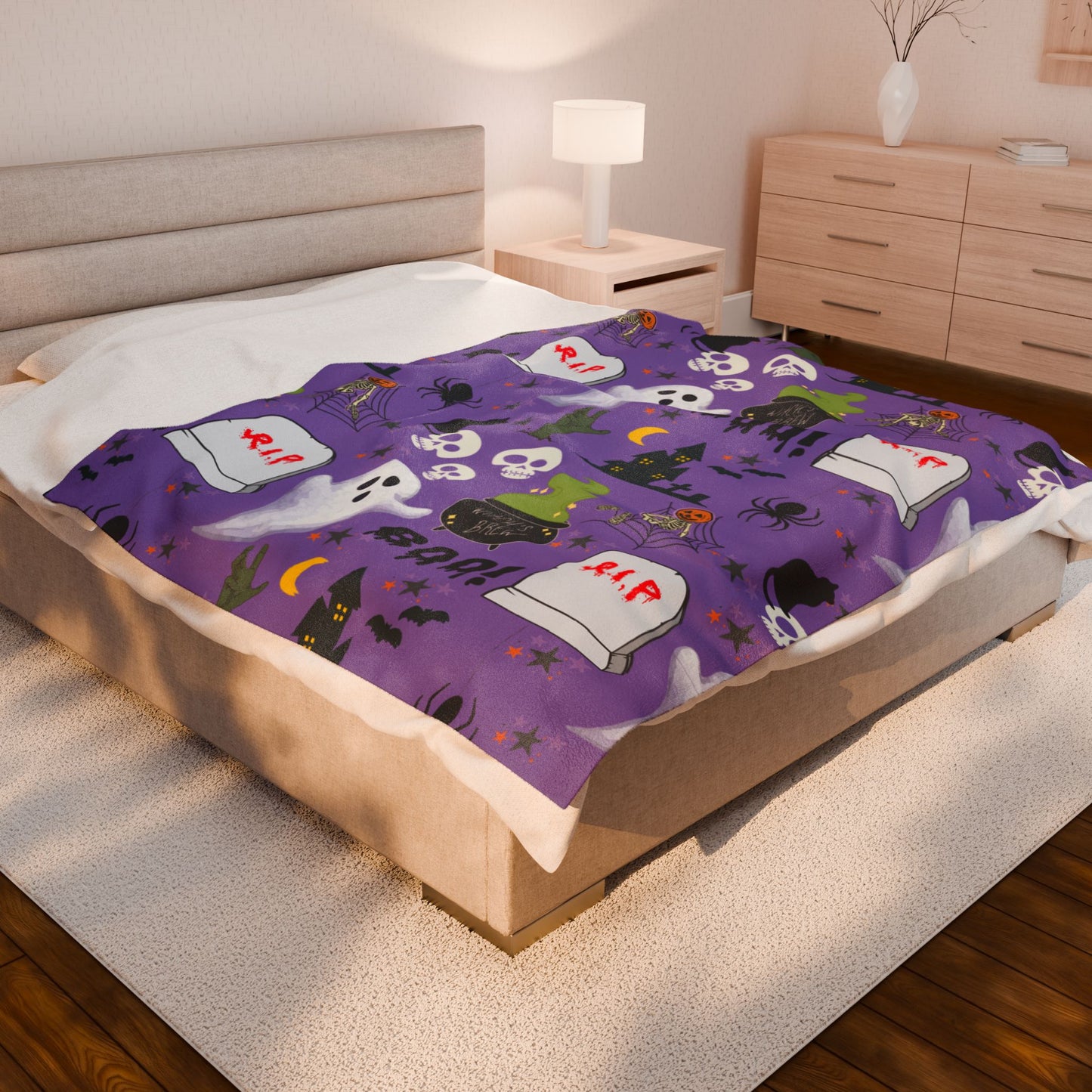 Light Purple Halloween Velveteen Plush Blanket, Cozy Throw, Spooky Decor, Warm Blanket, Ghost & Skull Design, Fall Home Decor